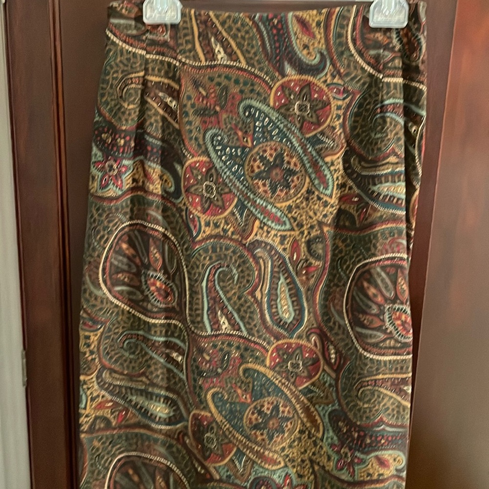 Women’s long length skirt